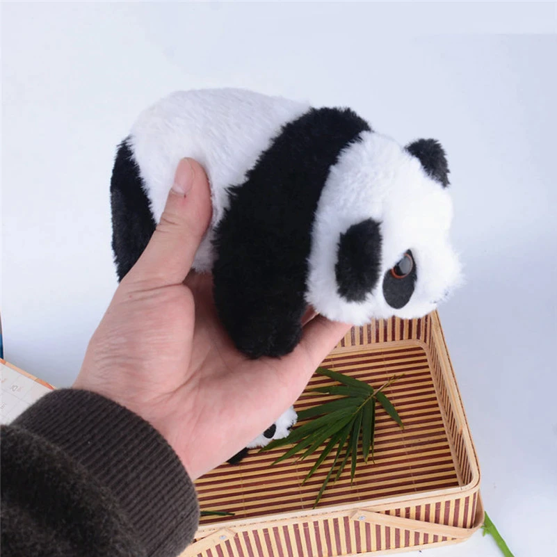Sétáló, elemes bébi panda puha plüss borítással és aranyos hanggal (BBLJ) (2)