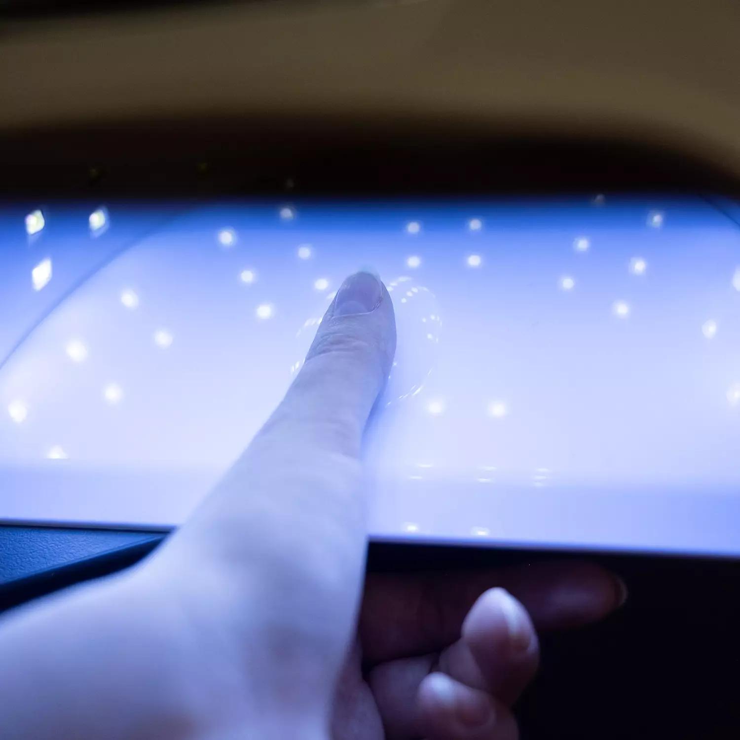 Digitális kijelzős műkörmös LED UV lámpa érzékelővel, időzítővel, levehető talppal – 72 W (BB-21253) (2)